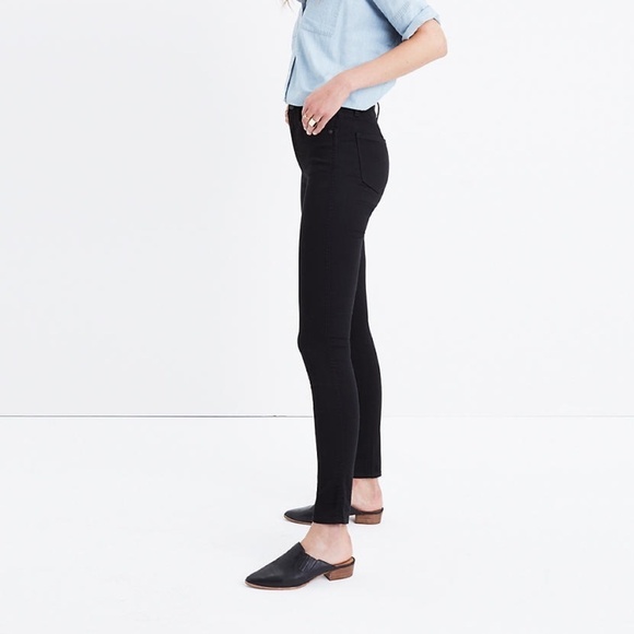 Madewell Jeans 10" High-Rise Skinny Jeans in Carbondale Wash - Picture 3 of 8